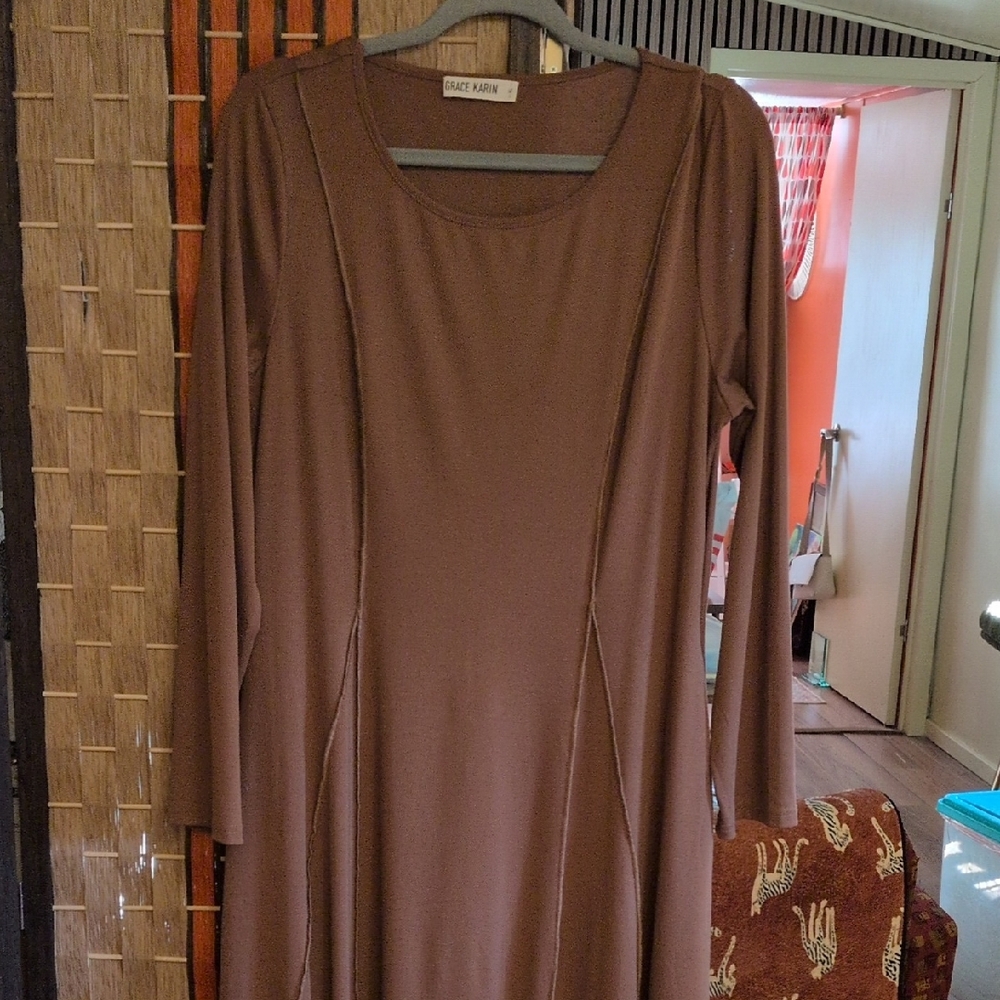 Grace Karin Long Sleeve Scoop Neck Knit Dress in Brown